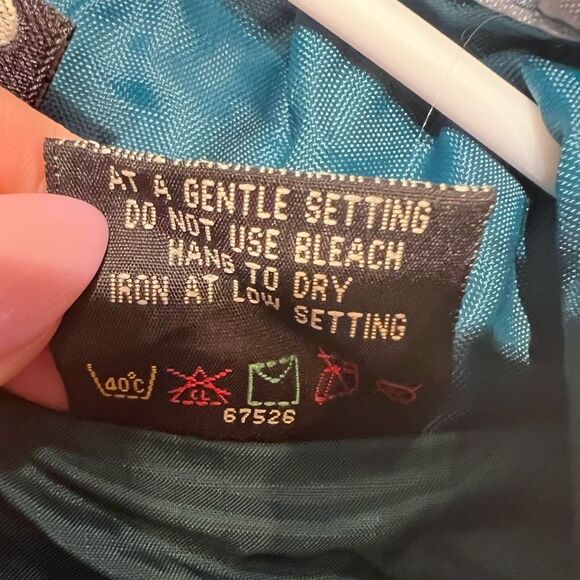 Vintage Airwalk windbreaker 🔥 teal & grey 🔥 excellent condition 🔥 medium - Picture 8 of 9